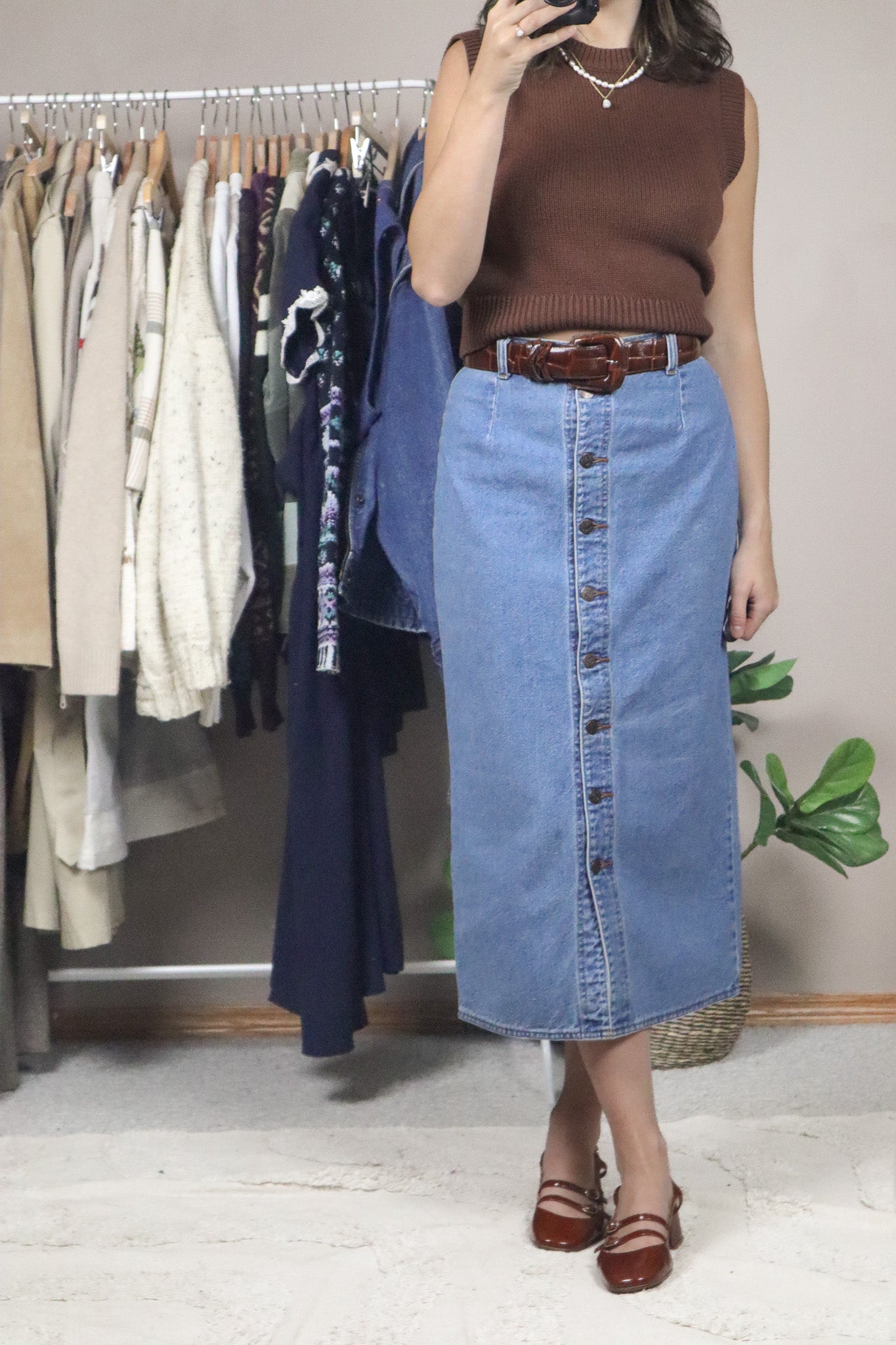 Made in Canada x Vintage x Denim Button Skirt (2/4)