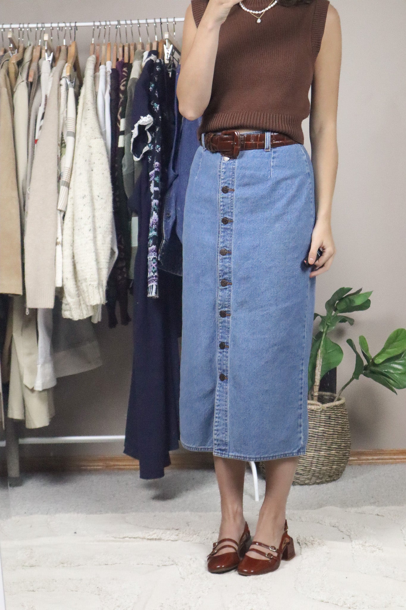 Made in Canada x Vintage x Denim Button Skirt (2/4)