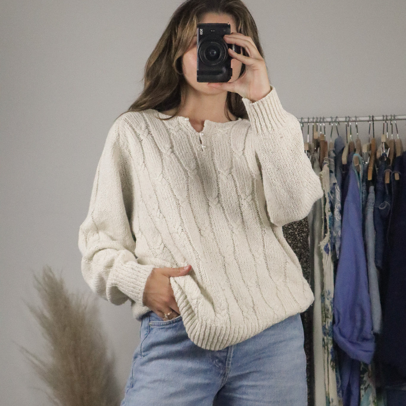 Vintage x Cream Knit (M/L)