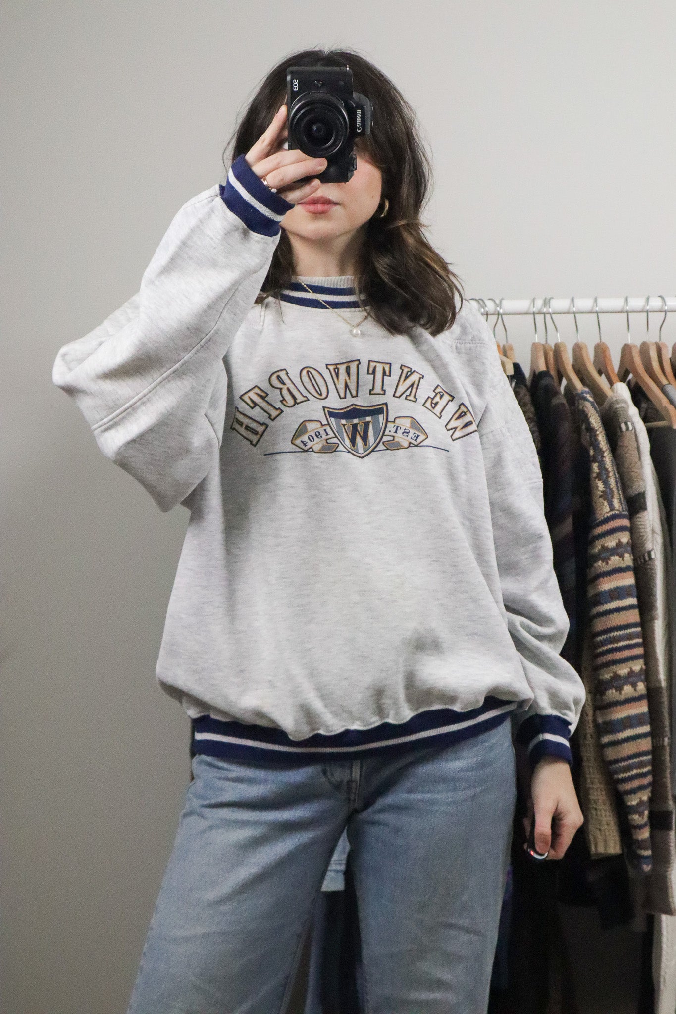 Vintage x Sweatshirt (S-L)