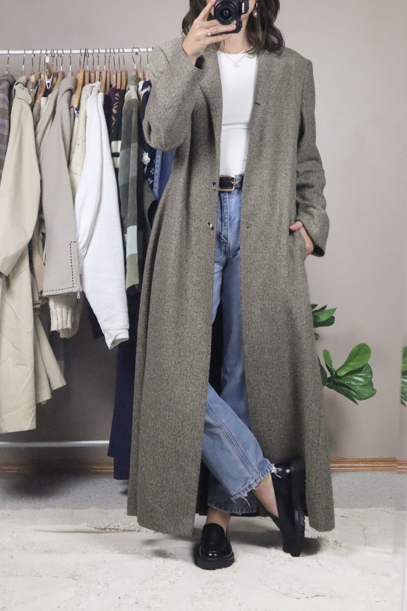 Made in Canada x Vintage x Wool Blend Herringbone Coat (4/6)