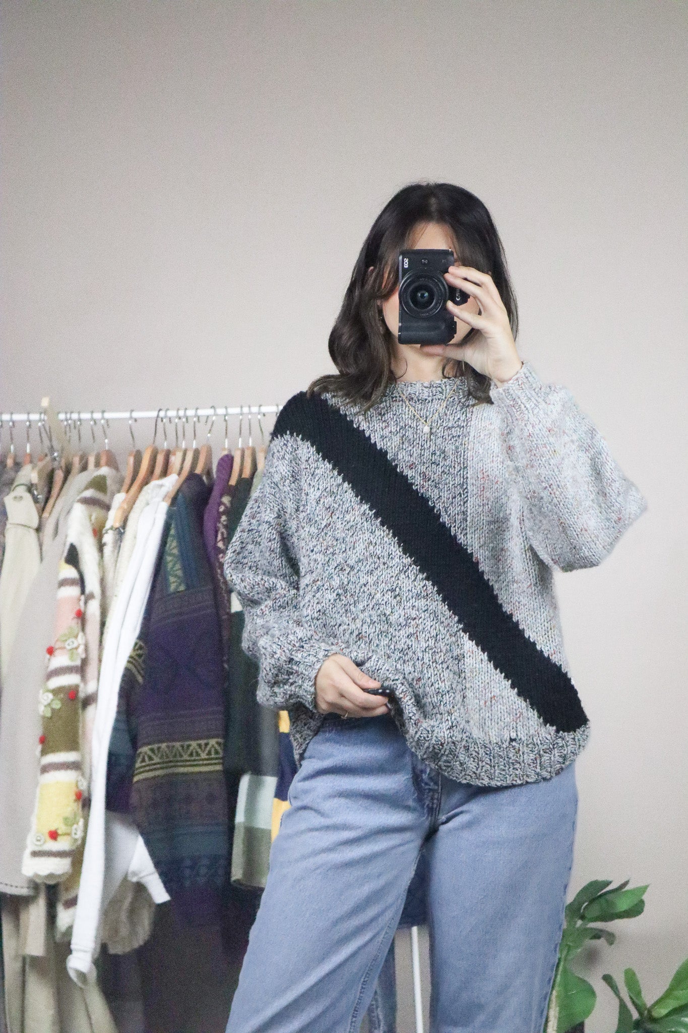 Vintage x Handknit Pattered Sweater (M)