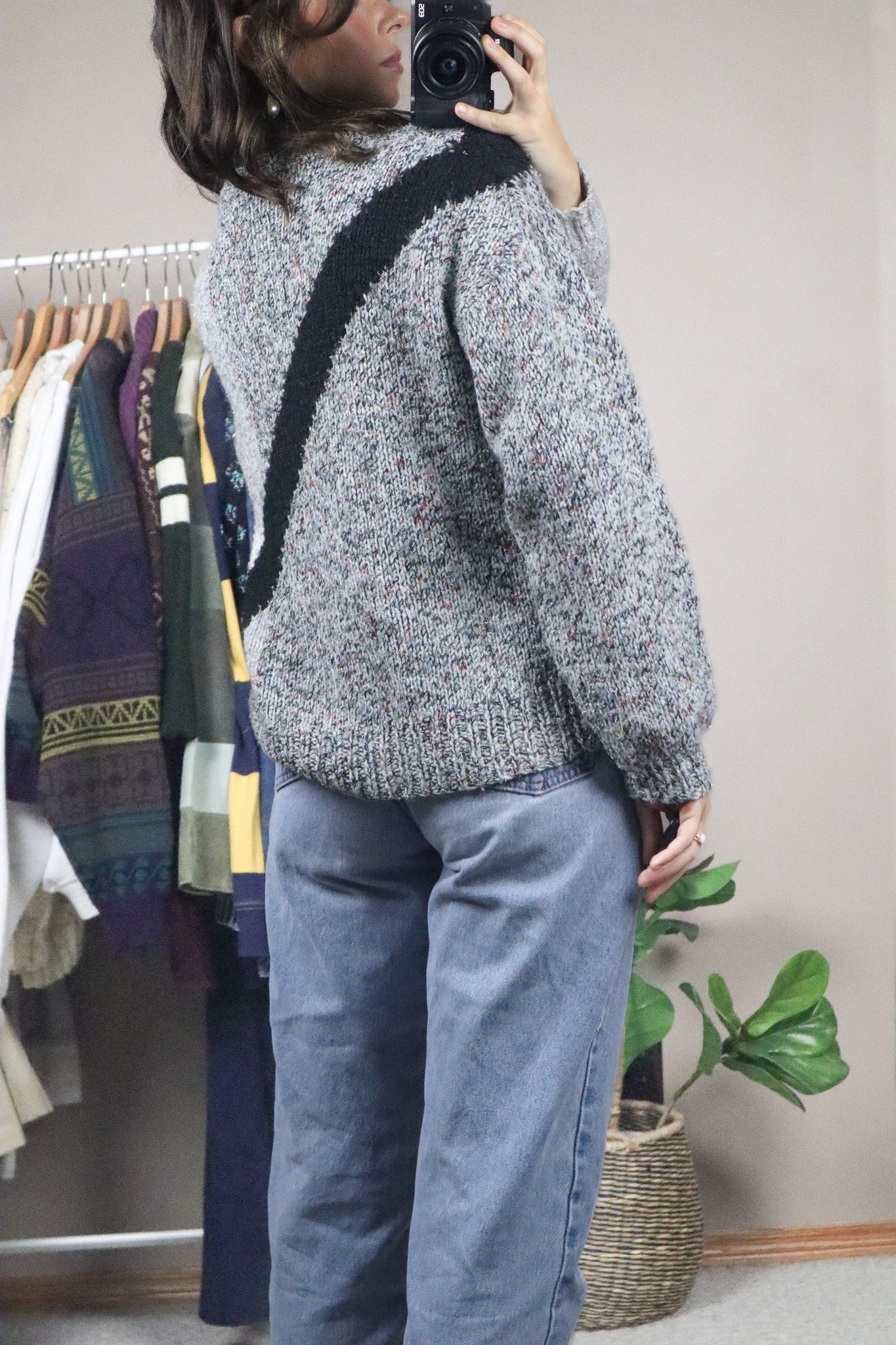 Vintage x Handknit Pattered Sweater (M)
