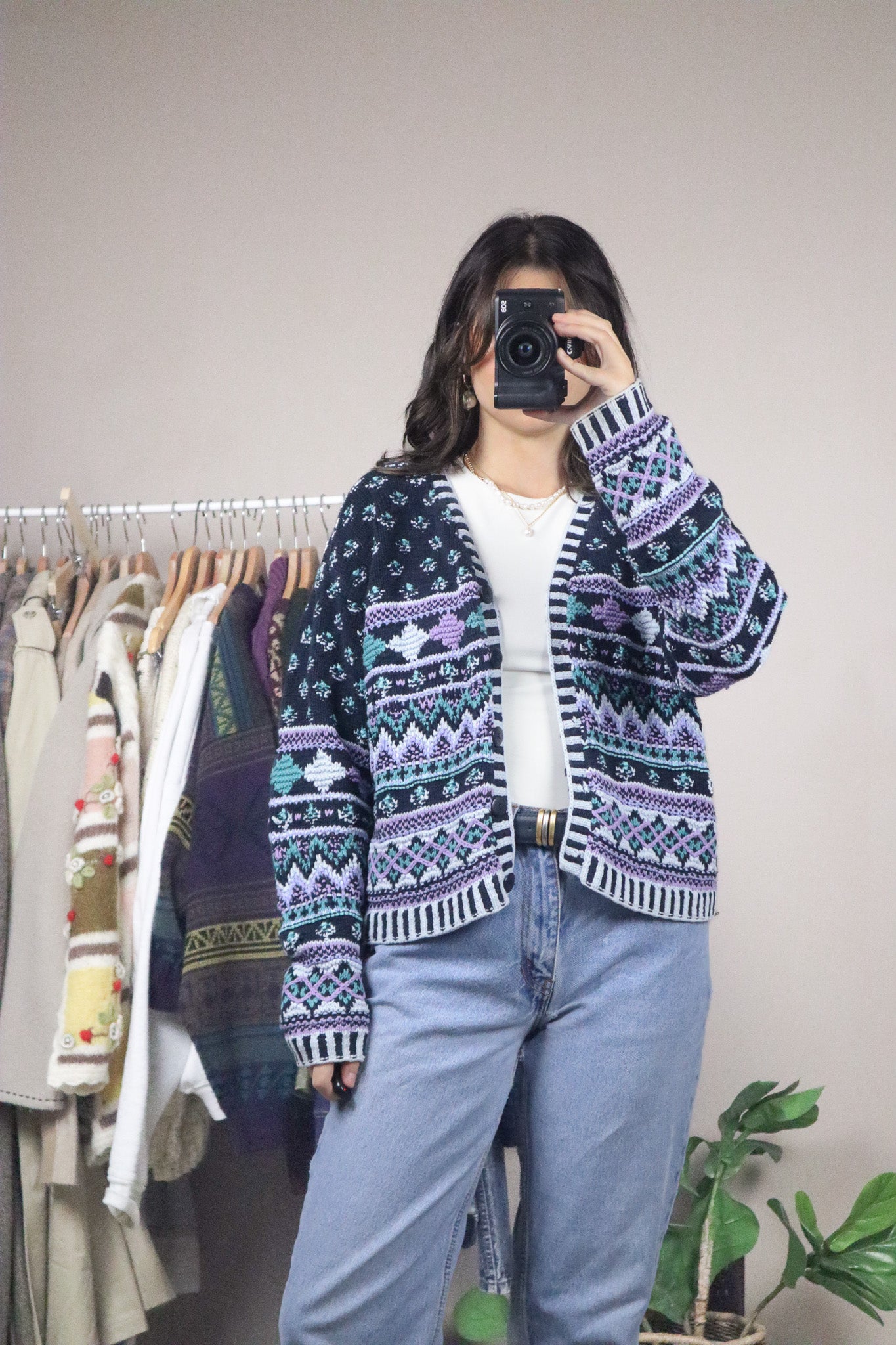 Vintage x Knitted By Hand x Pattered Cardigan (S-M)