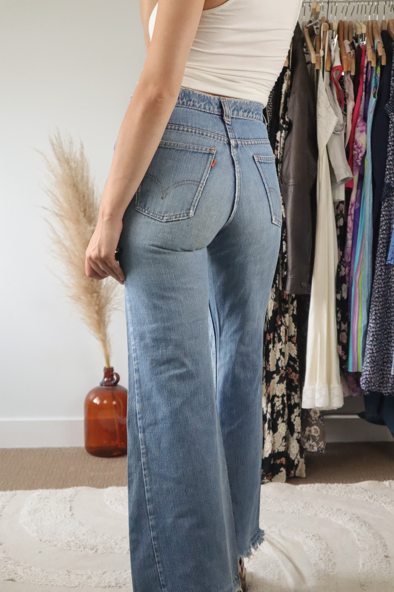 Vintage x Orange Tab Wide-Leg Levi's (2)