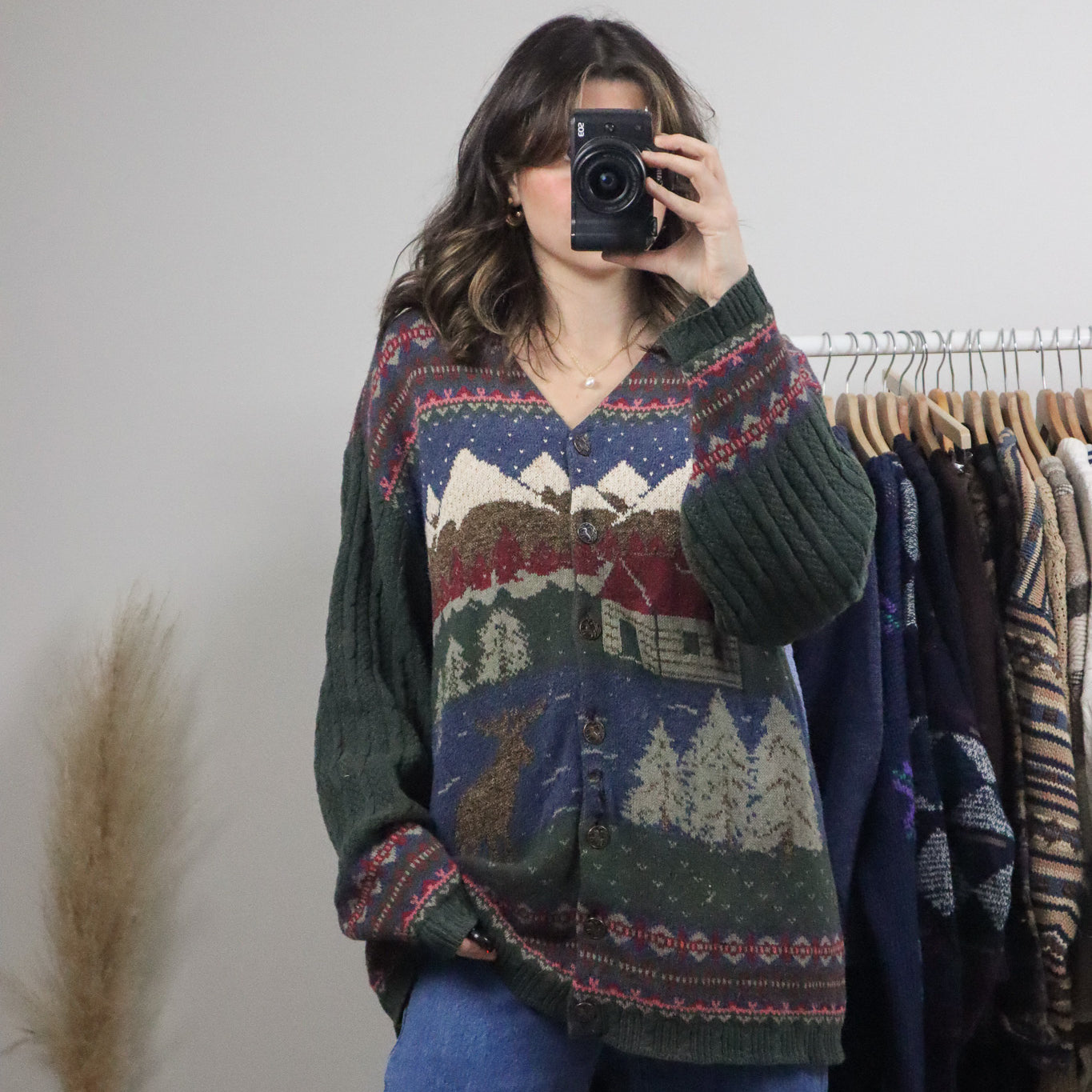 Made in Canada x Vintage x Landscape Cardigan (L/XL)