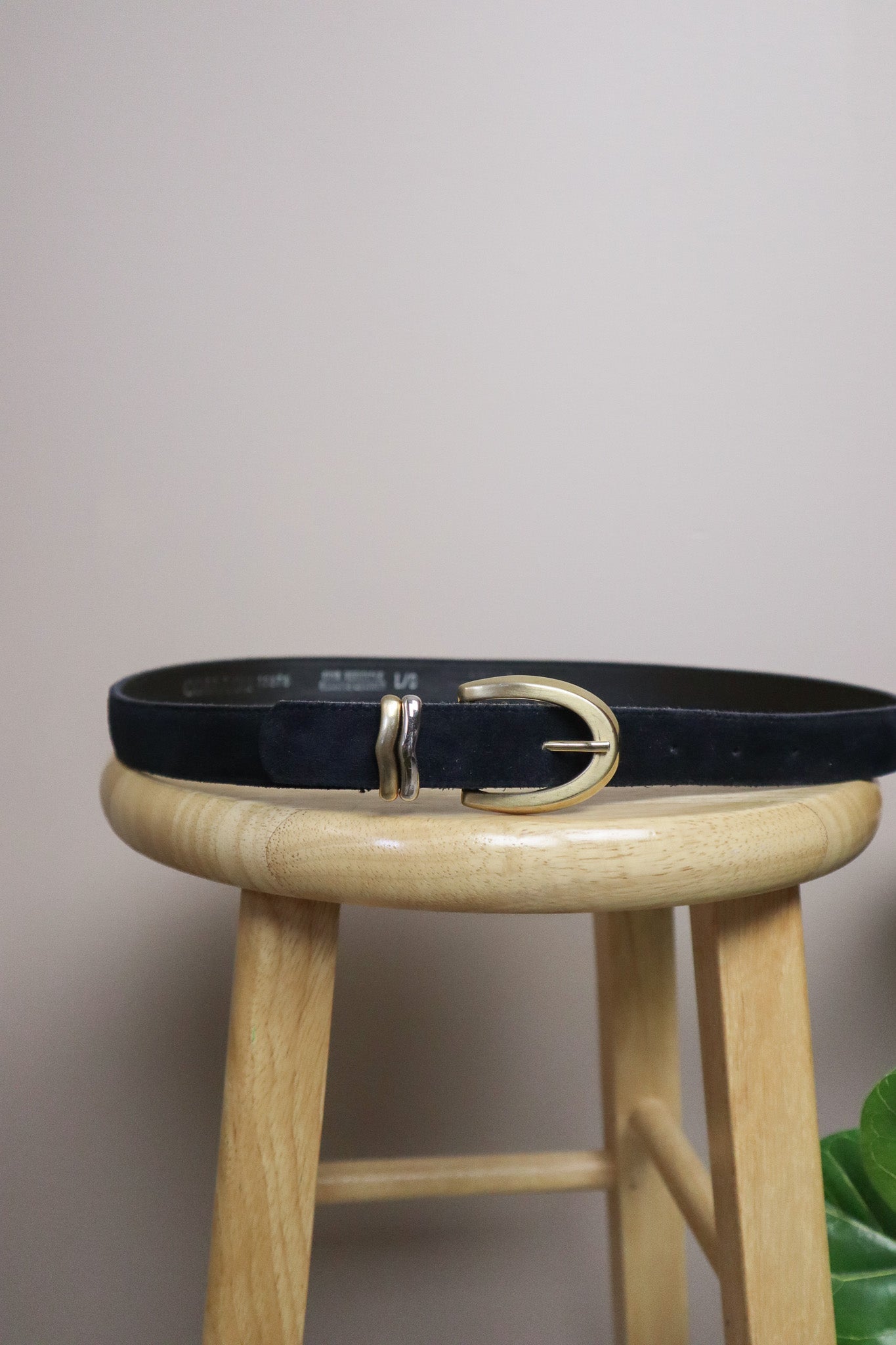 Made in Canada x Vintage x Suede Belt (M)