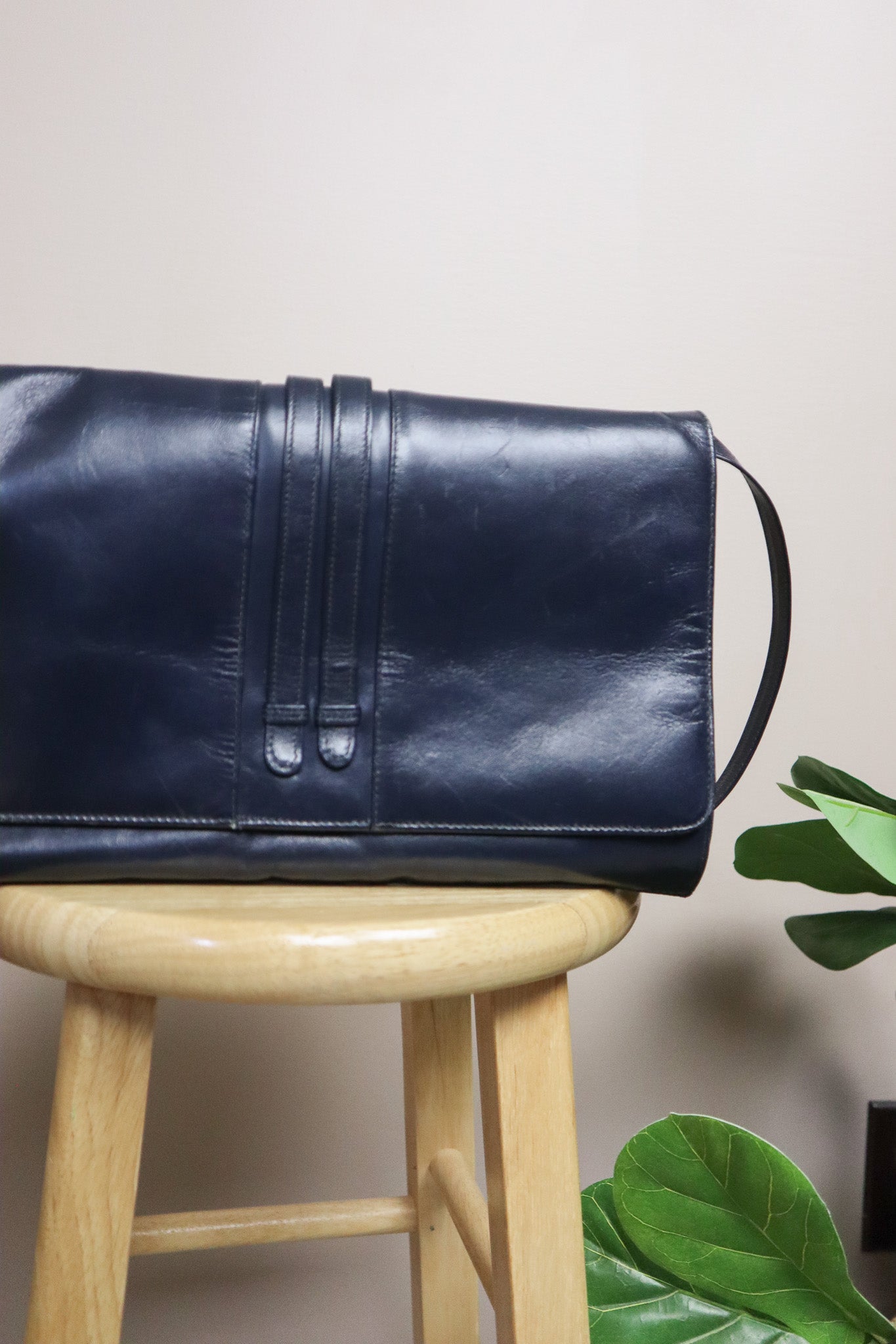 Made in Canada x Vintage x Leather Purse