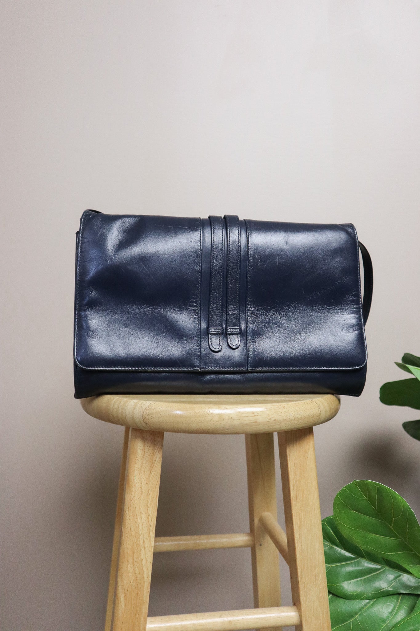 Made in Canada x Vintage x Leather Purse