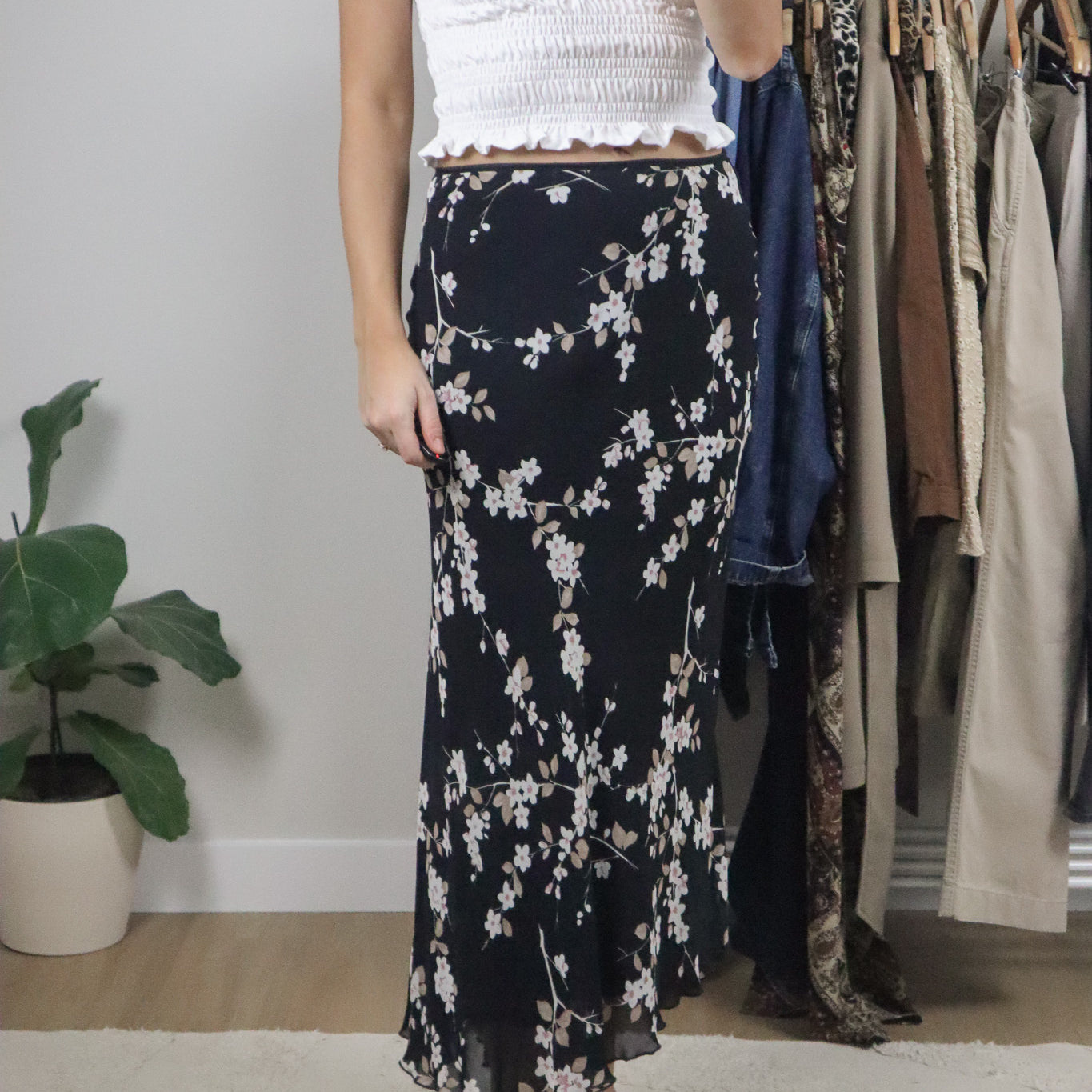 Vintage x Floral Maxi Skirt (S)