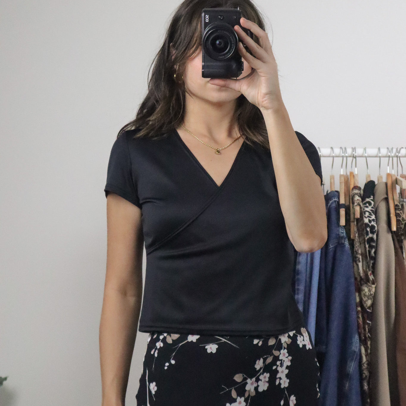 Made in Canada x Vintage x Cross Over Top (M)