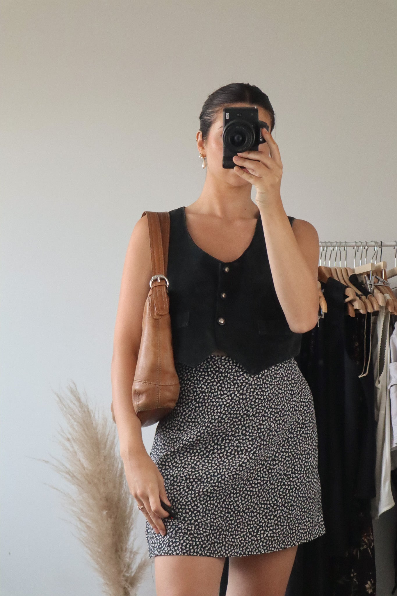 Vintage x Shoulder/Cross-Body Leather Purse