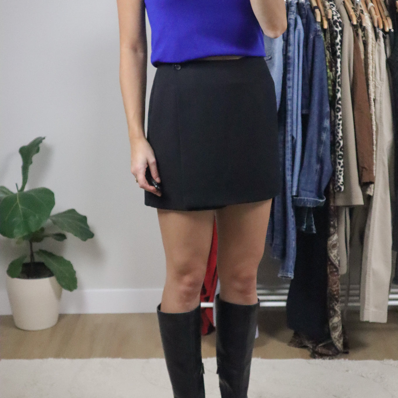 Made in Canada x Vintage x Short (4/6)