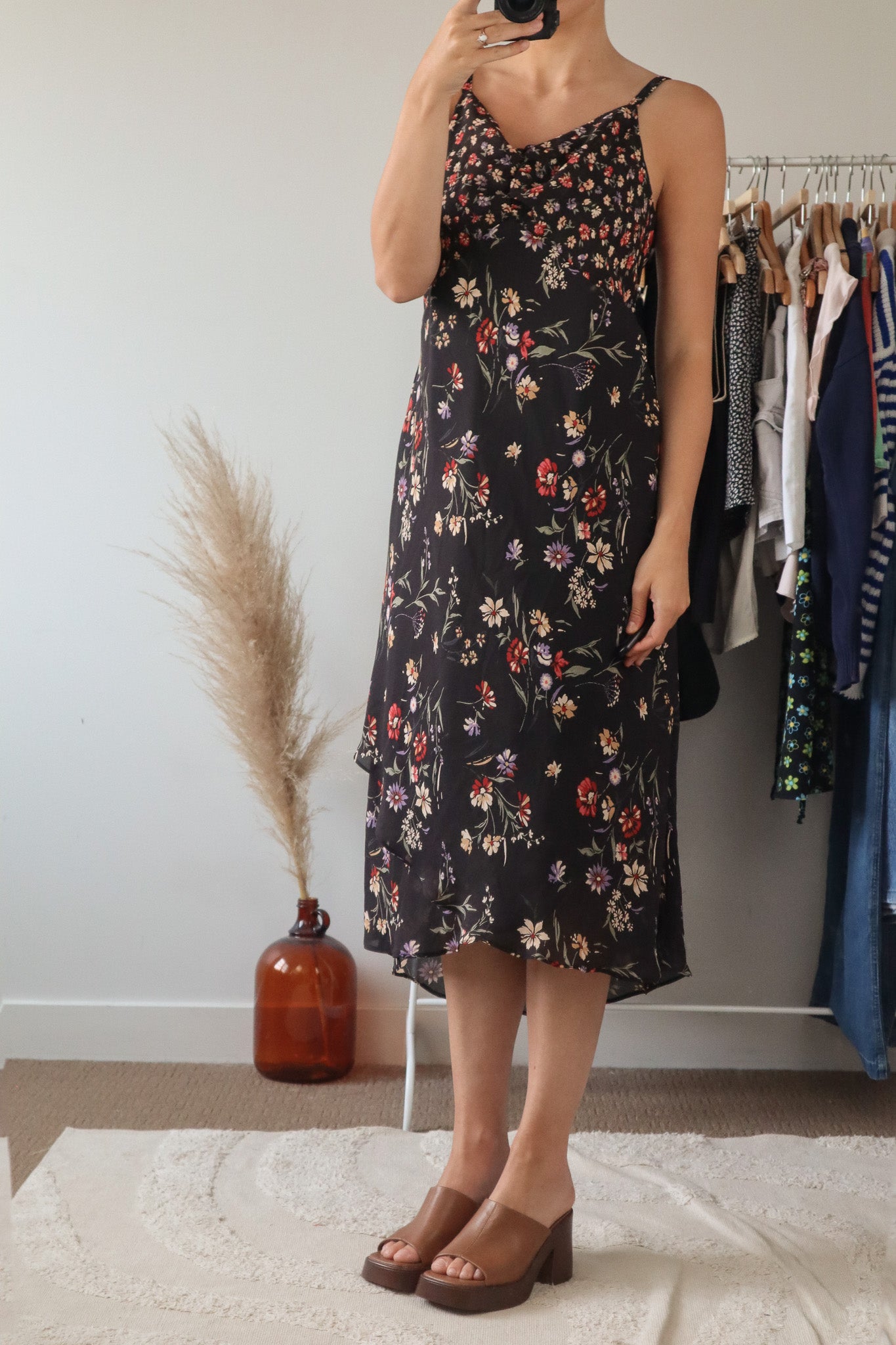 Made in Canada x Vintage x Floral Midi Dress (6/8)