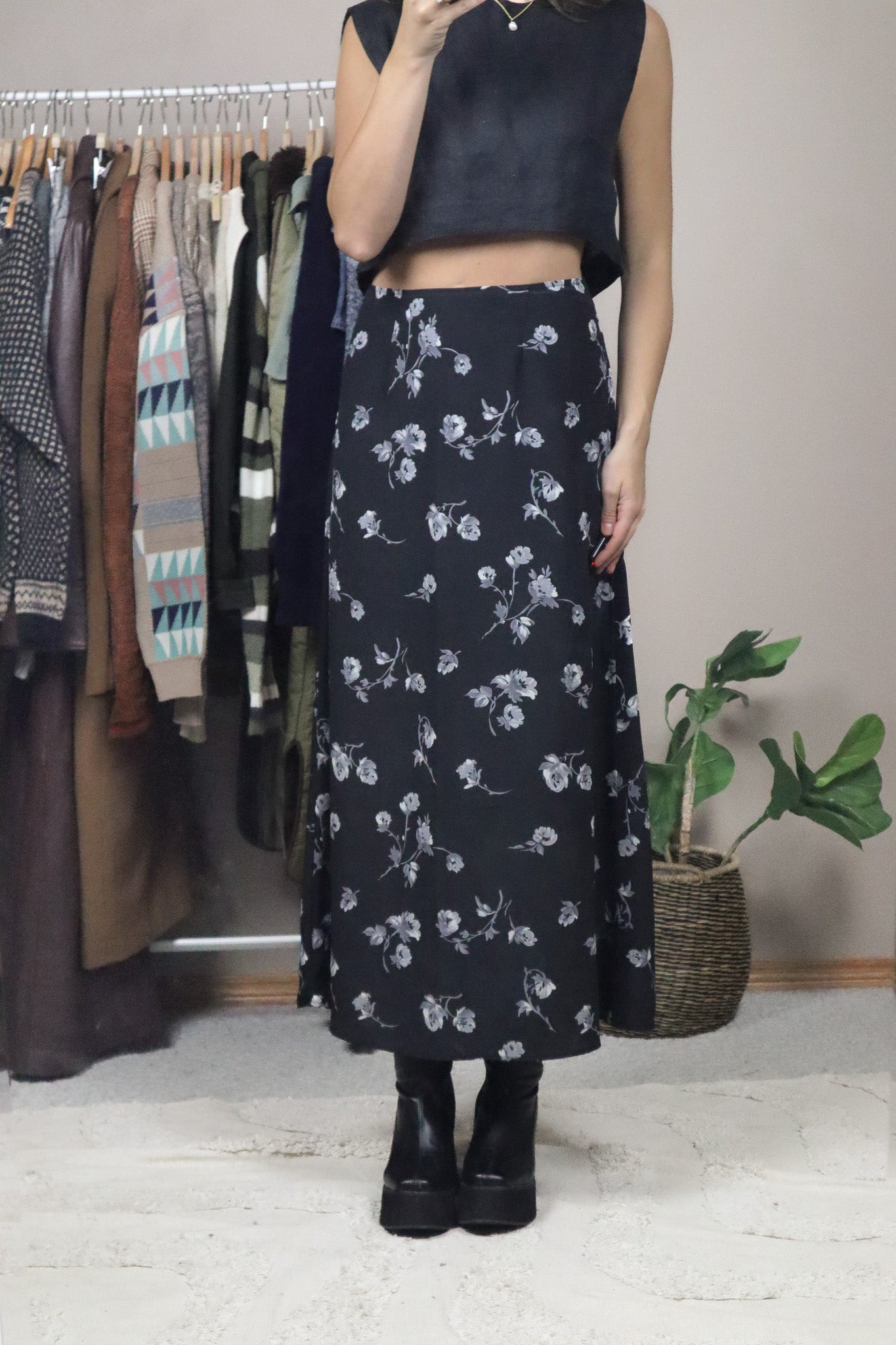 Made in Canada x Vintage x Floral Maxi Skirt (6)