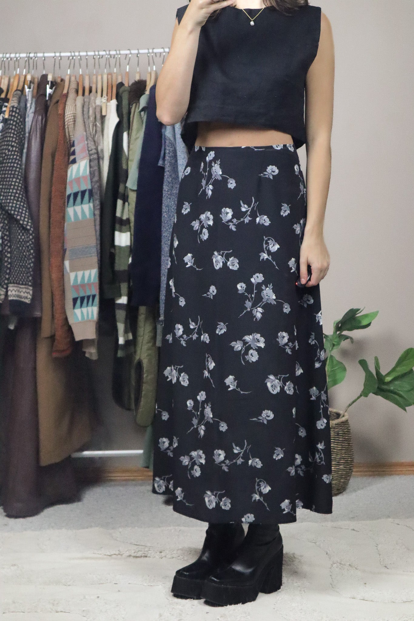 Made in Canada x Vintage x Floral Maxi Skirt (6)