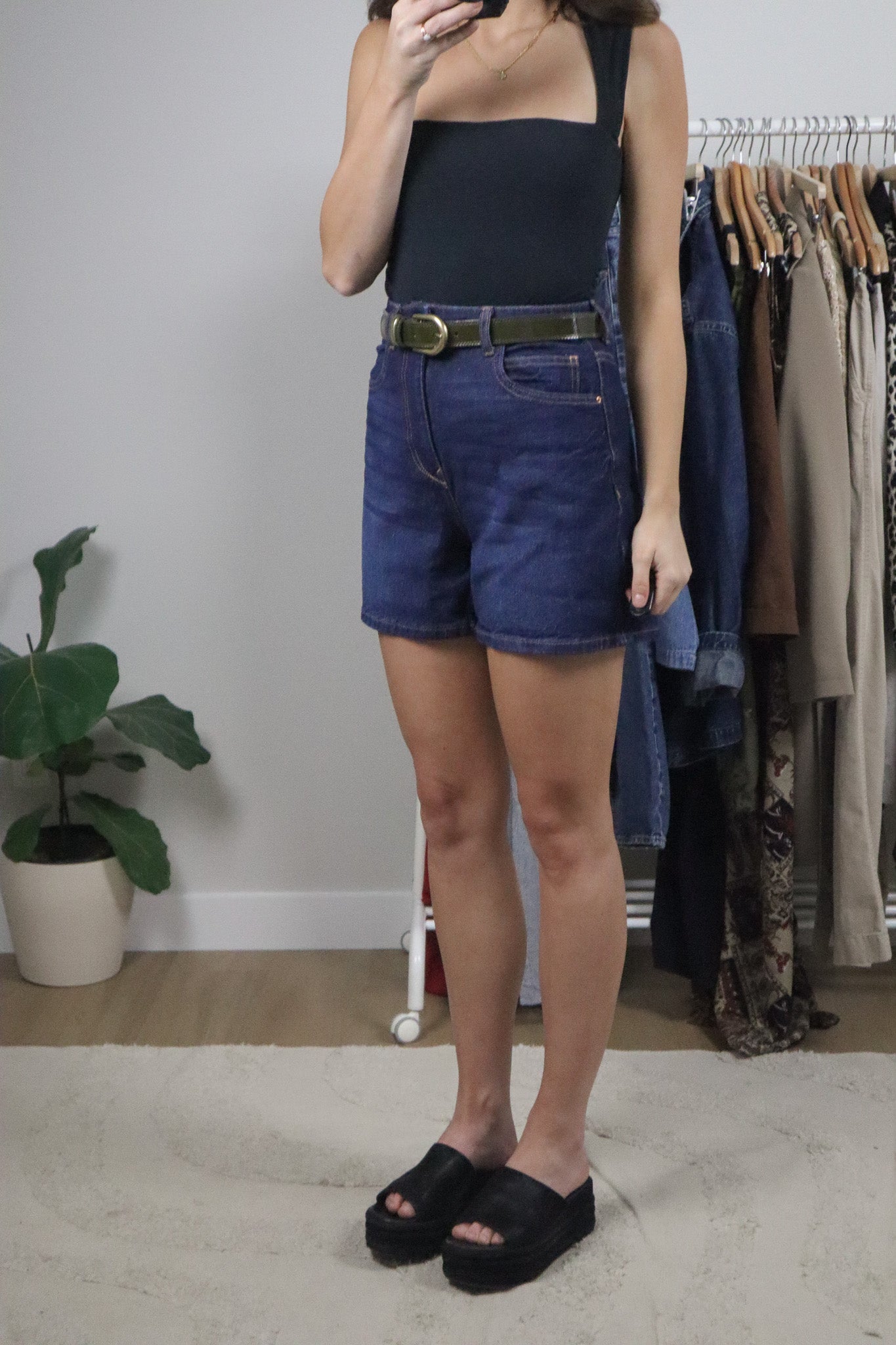 Modern x Mom Shorts (4)
