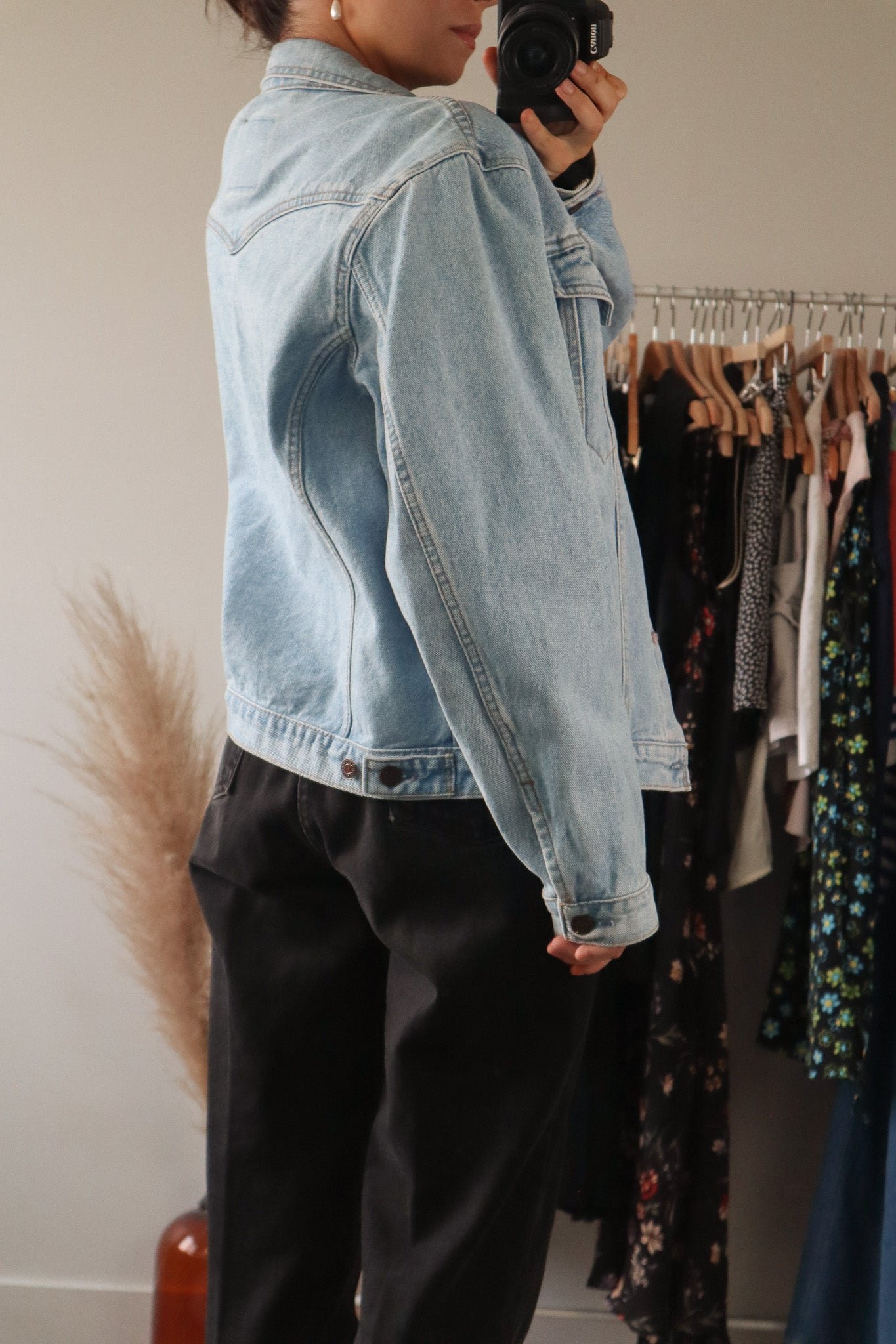 Made in Canada x Vintage x Levi's Denim Jacket (XS-M)