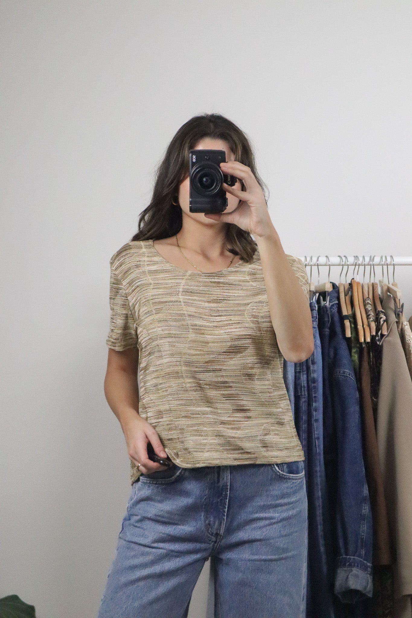Made in Canada x Vintage x Textured T-Shirt (L)