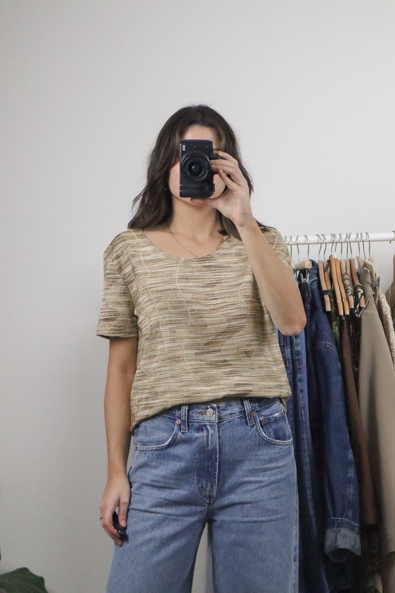 Made in Canada x Vintage x Textured T-Shirt (L)