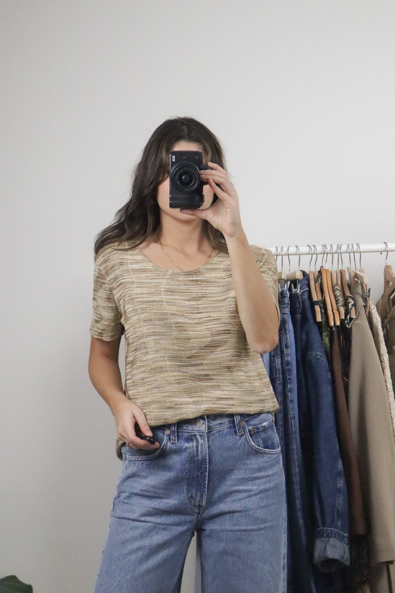 Made in Canada x Vintage x Textured T-Shirt (L)