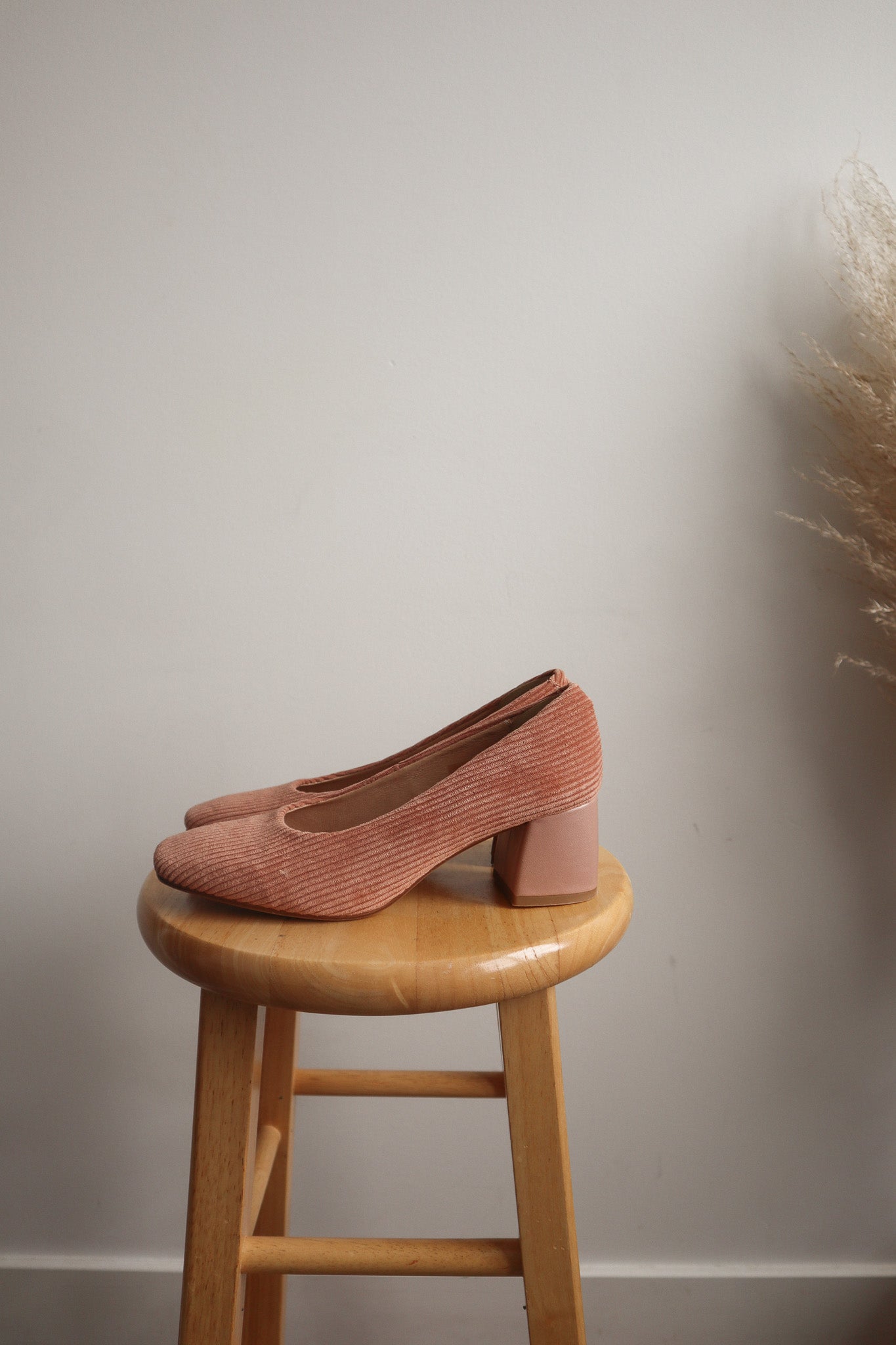 Made in Spain x Anthropologie Corduroy Heels (7)