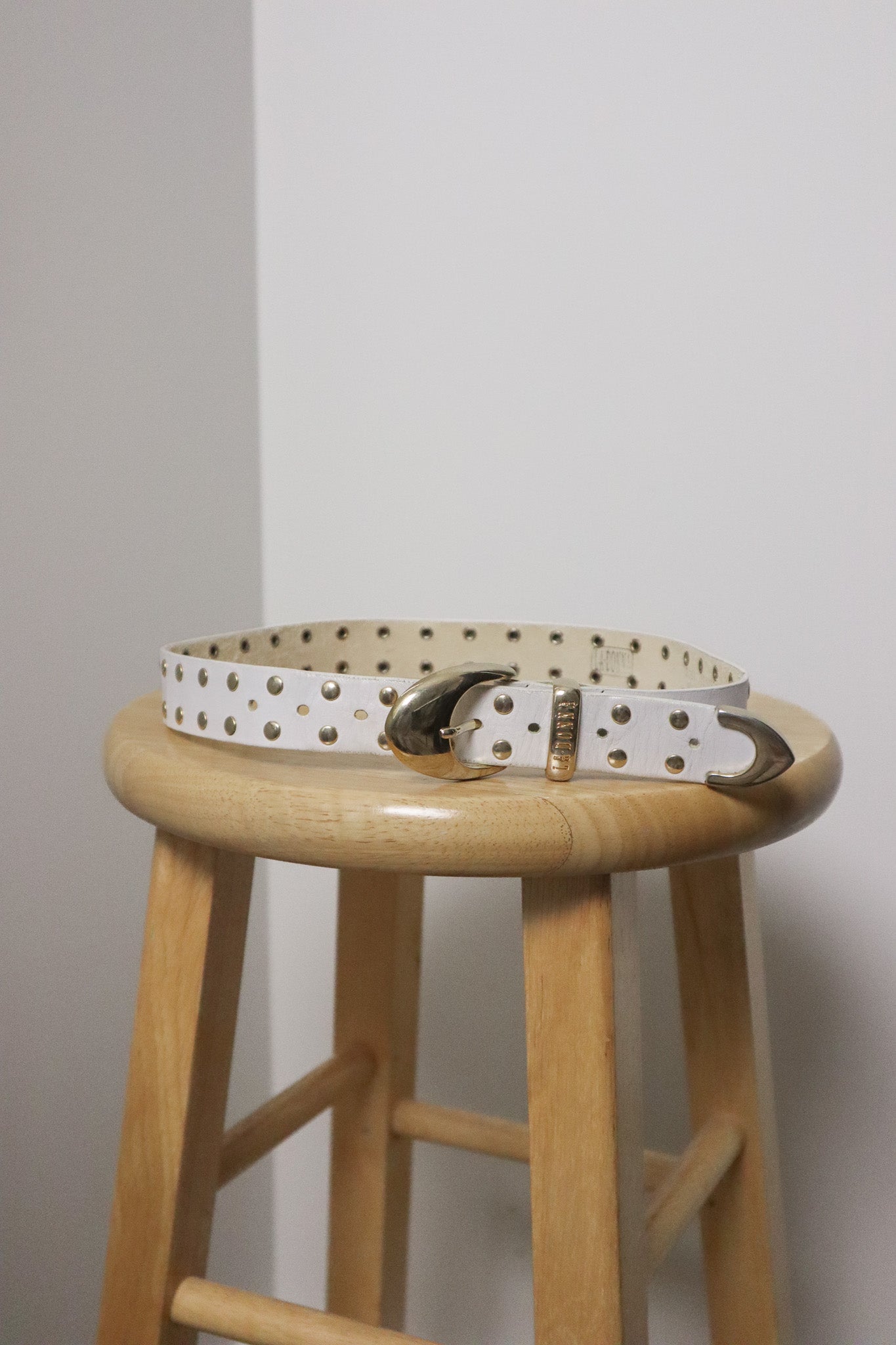 Vintage x Leather Studded Belt (XXS/XS)