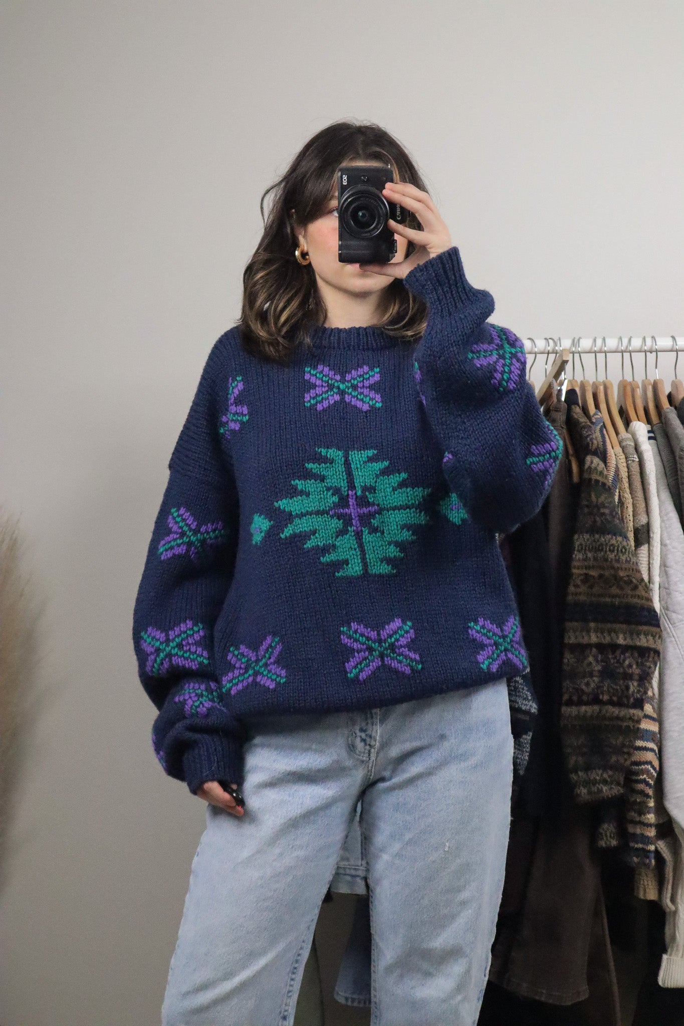 Vintage x Handknit Chunky Knit Wool Patterned Sweater (L)