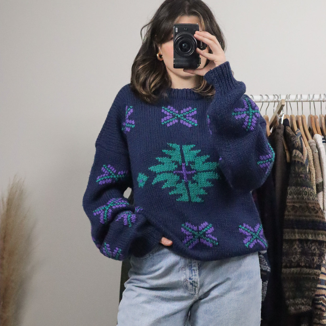Vintage x Handknit Chunky Knit Wool Patterned Sweater (L)