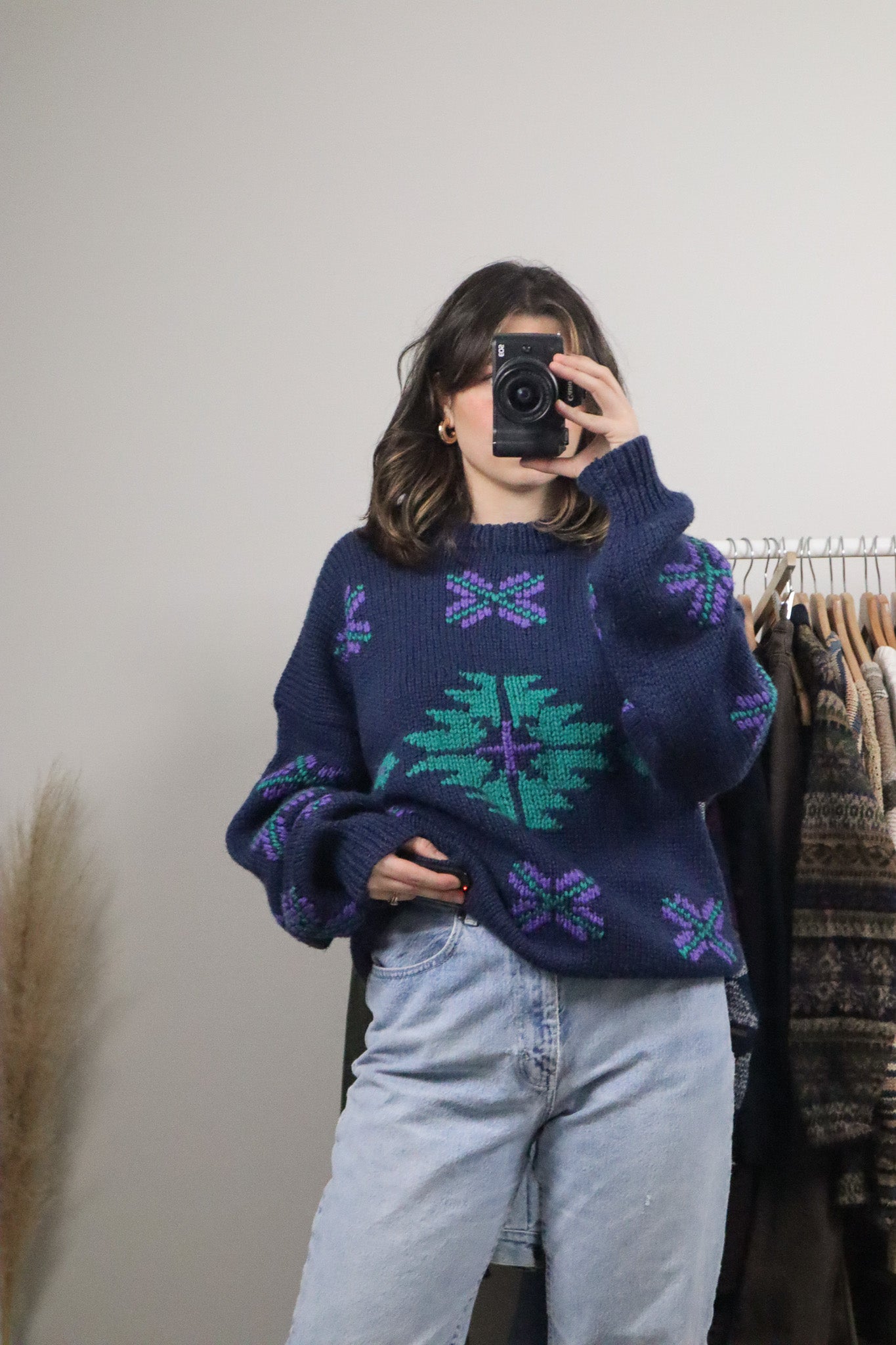 Vintage x Handknit Chunky Knit Wool Patterned Sweater (L)