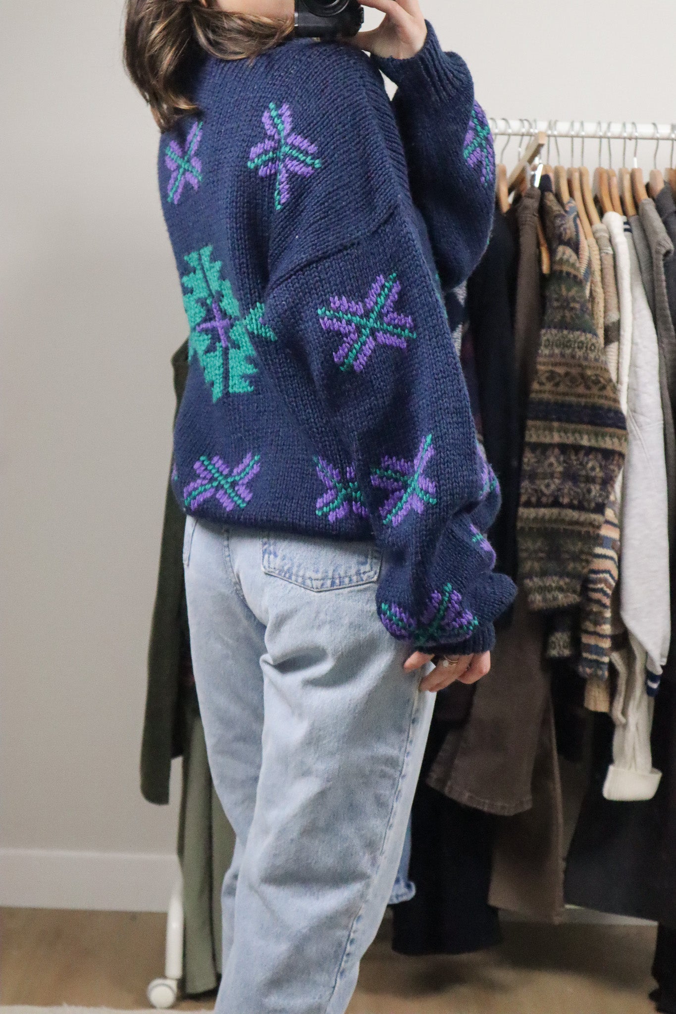 Vintage x Handknit Chunky Knit Wool Patterned Sweater (L)