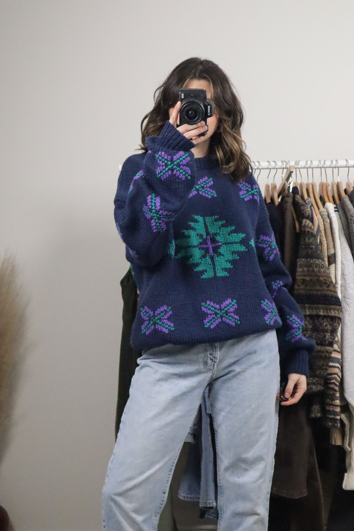 Vintage x Handknit Chunky Knit Wool Patterned Sweater (L)