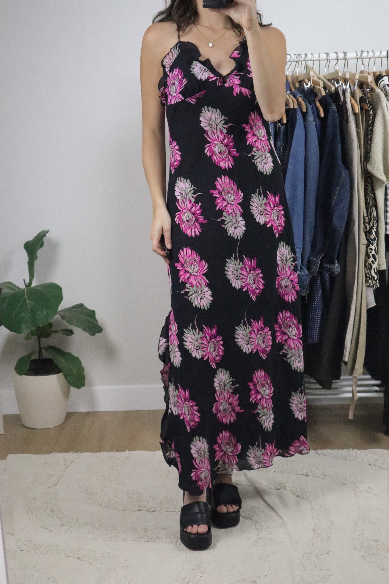 Vintage x Floral Maxi Dress (10/12)