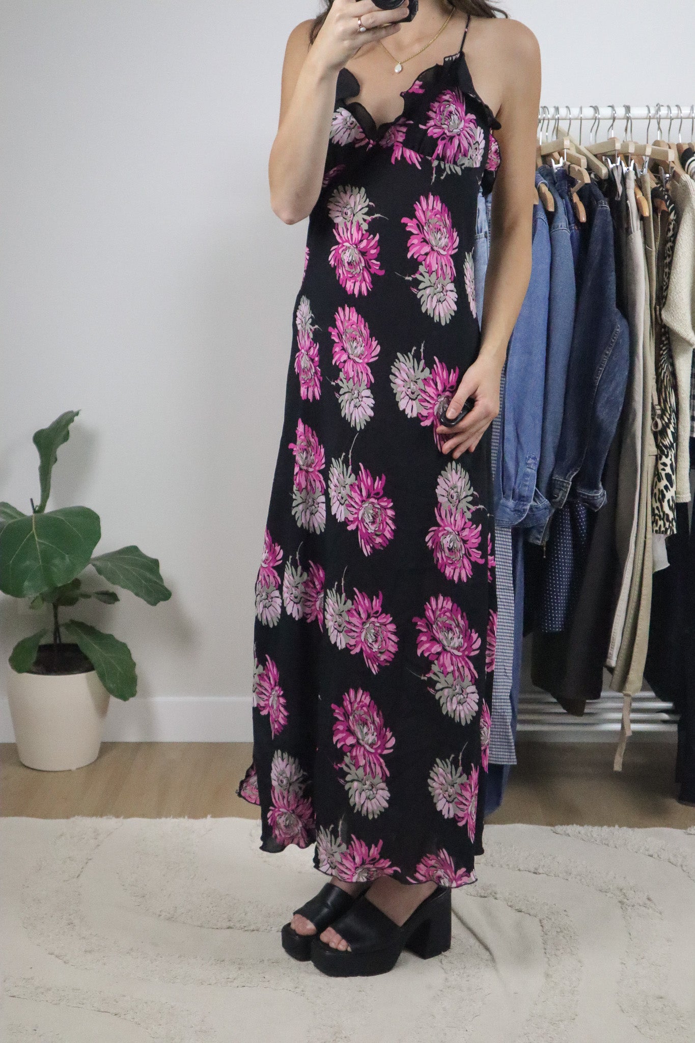 Vintage x Floral Maxi Dress (10/12)