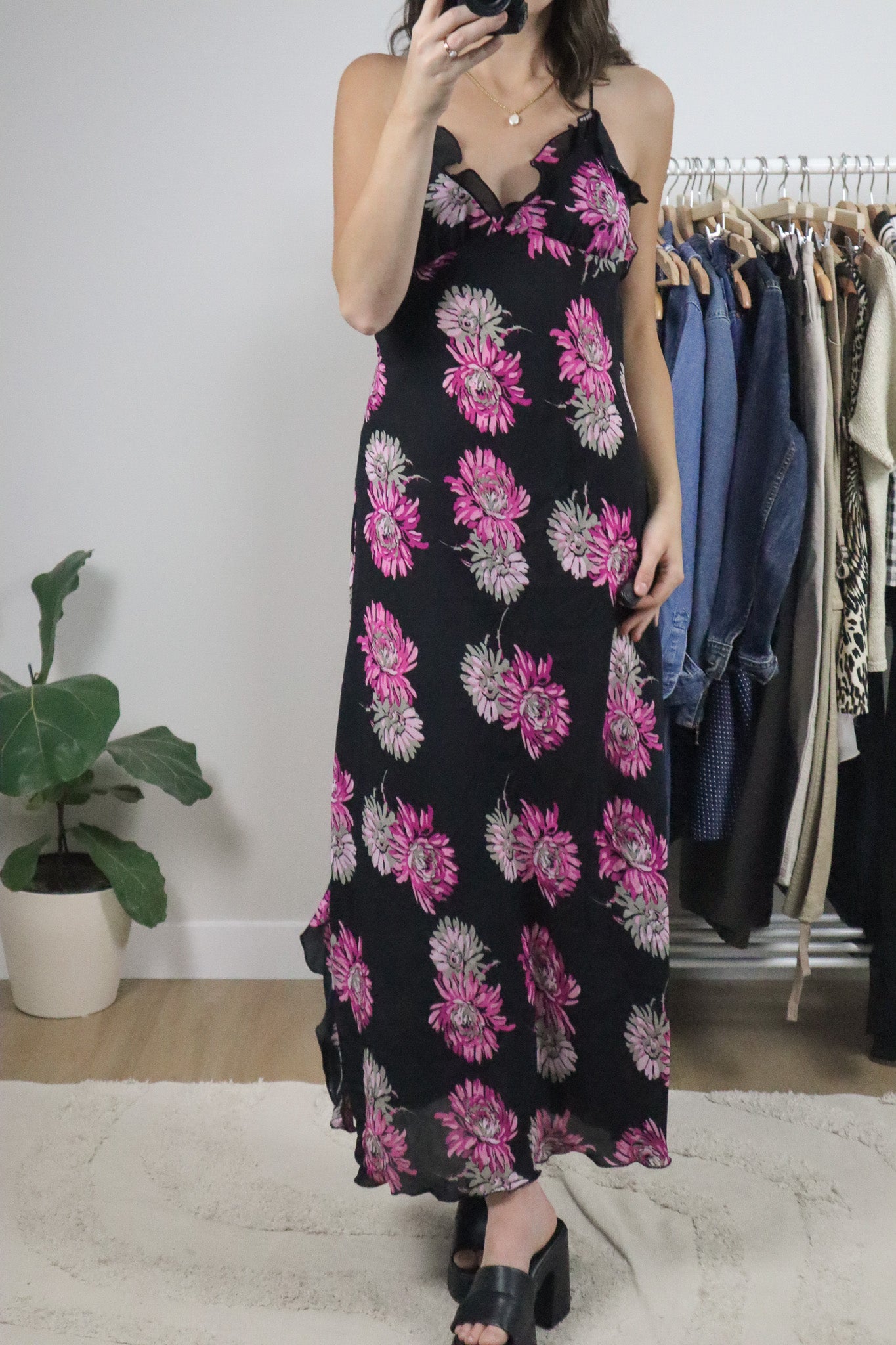 Vintage x Floral Maxi Dress (10/12)