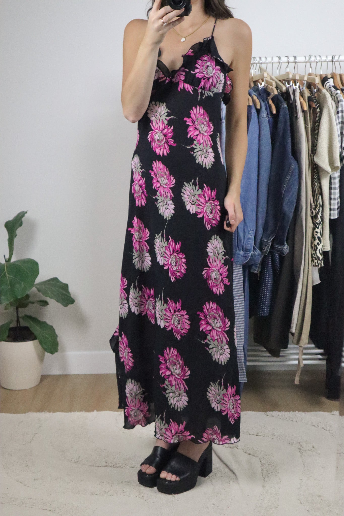 Vintage x Floral Maxi Dress (10/12)