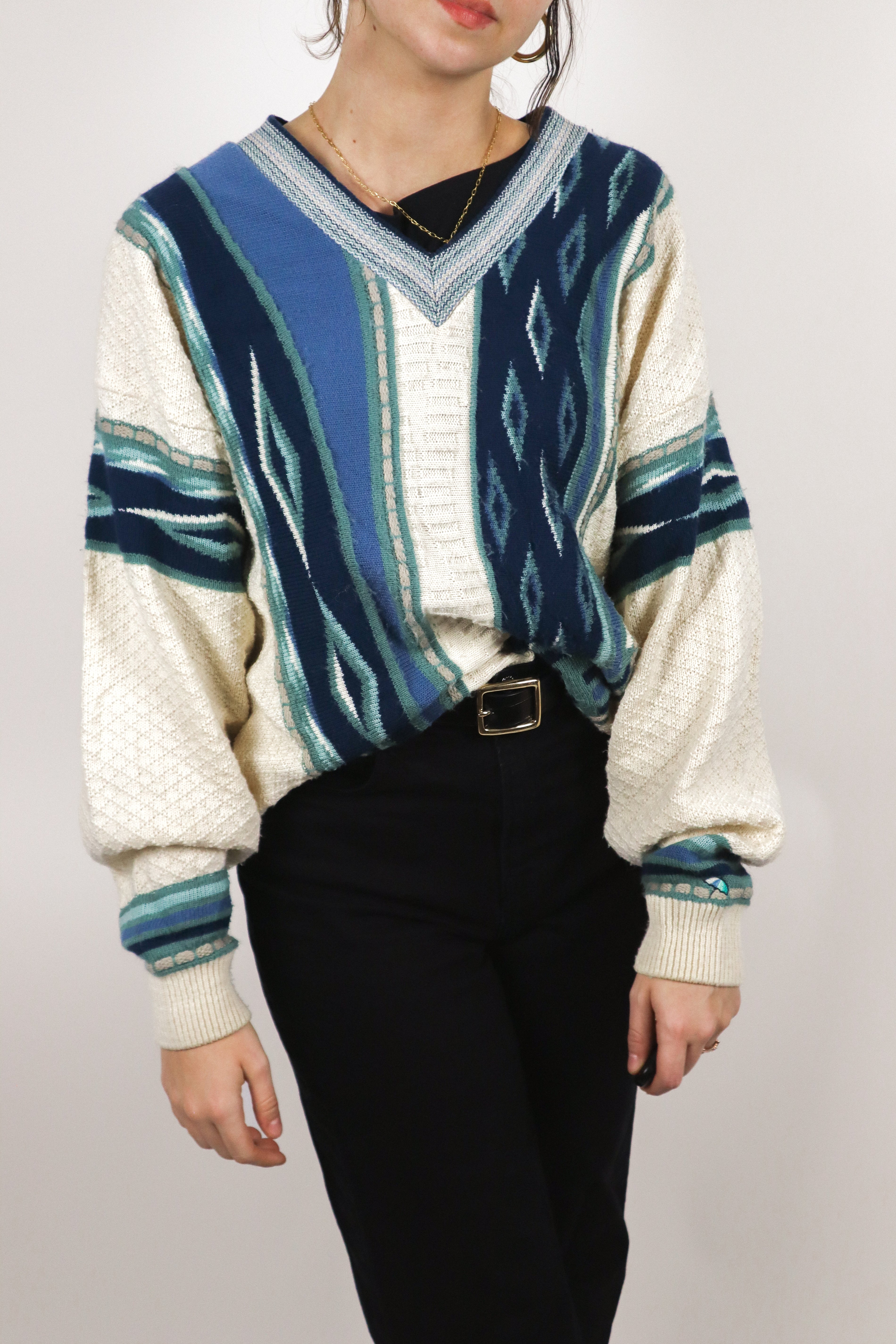 Vintage x Pattered V-Neck Sweater (M/L)