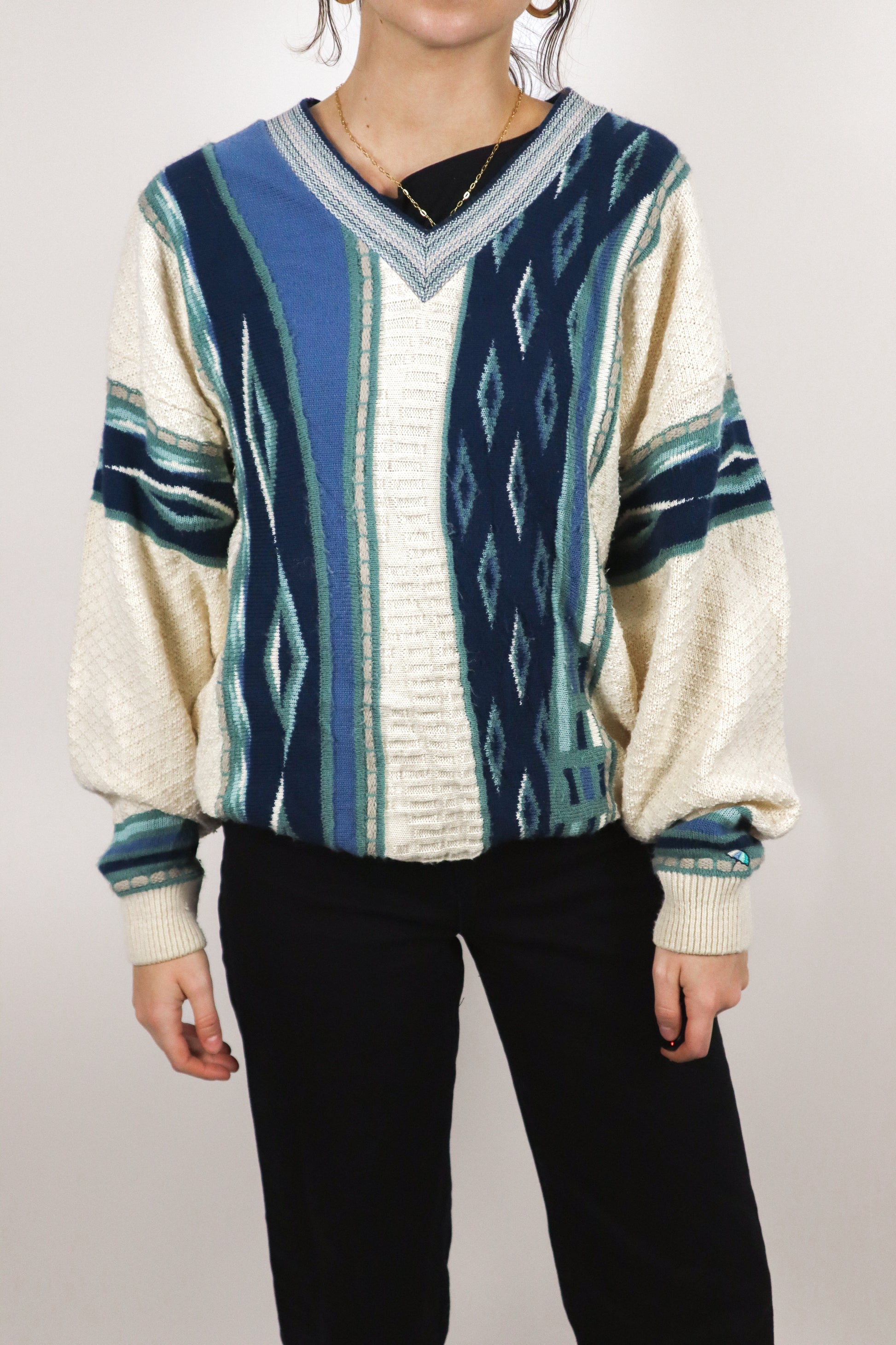 Vintage x Pattered V-Neck Sweater (M/L)