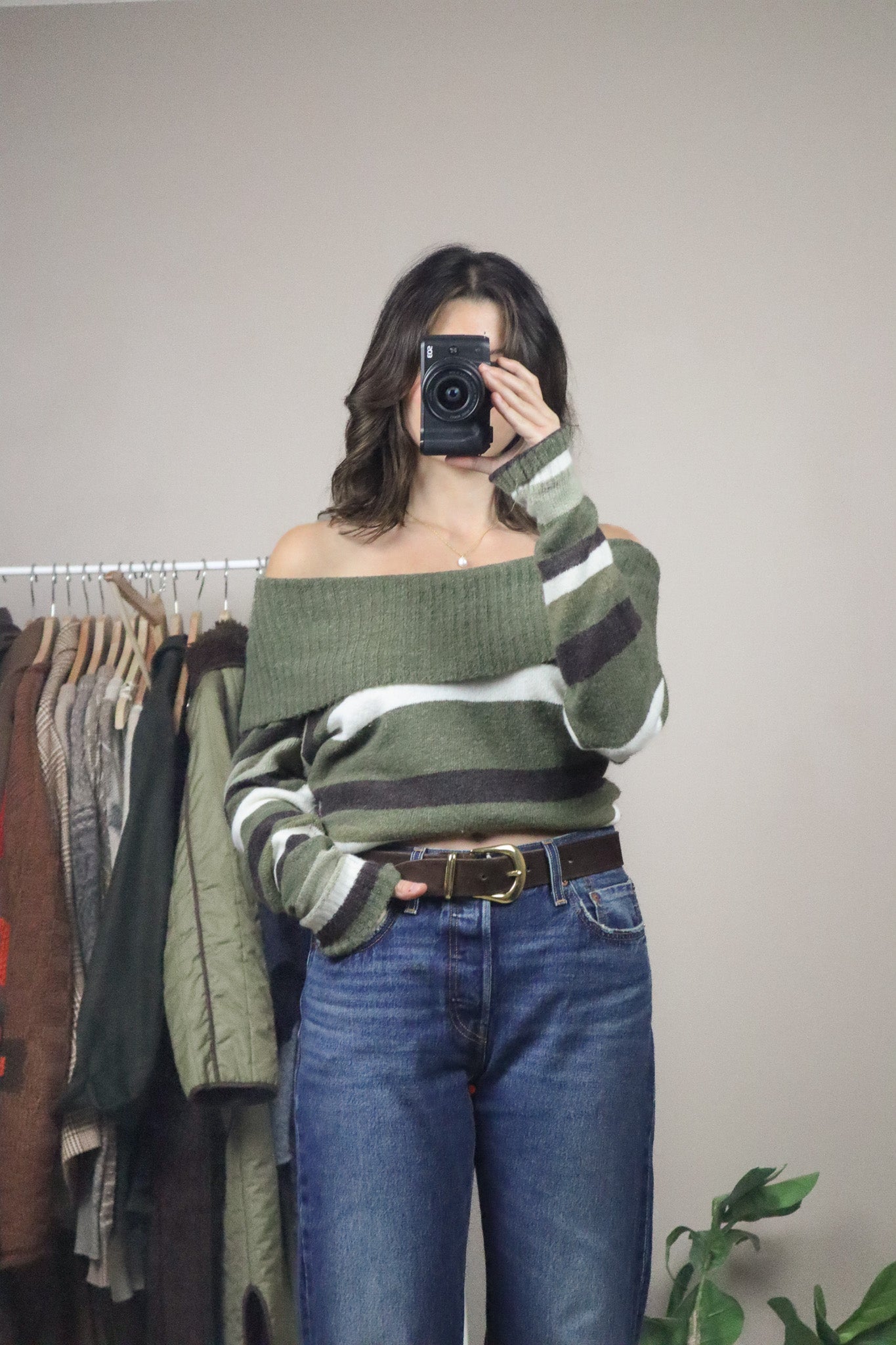 Vintage x Striped Off The Shoulder Knit (S/M)