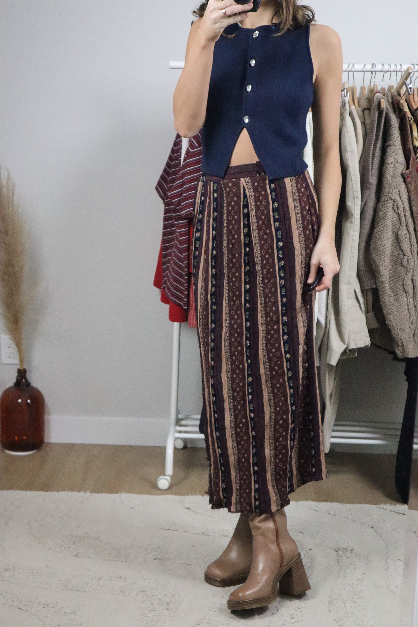 Made in Canada x Vintage x Patterned Maxi Skirt (6)