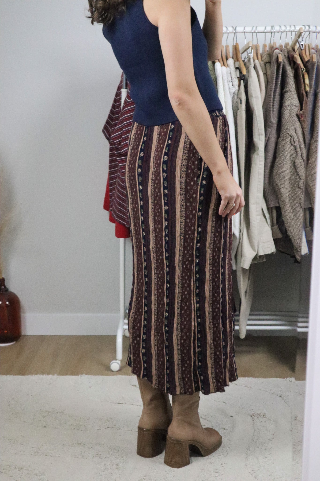 Made in Canada x Vintage x Patterned Maxi Skirt (6)