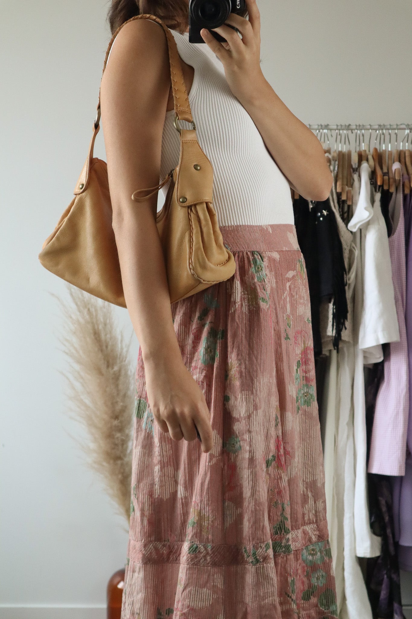 Vintage x Tan Leather Purse