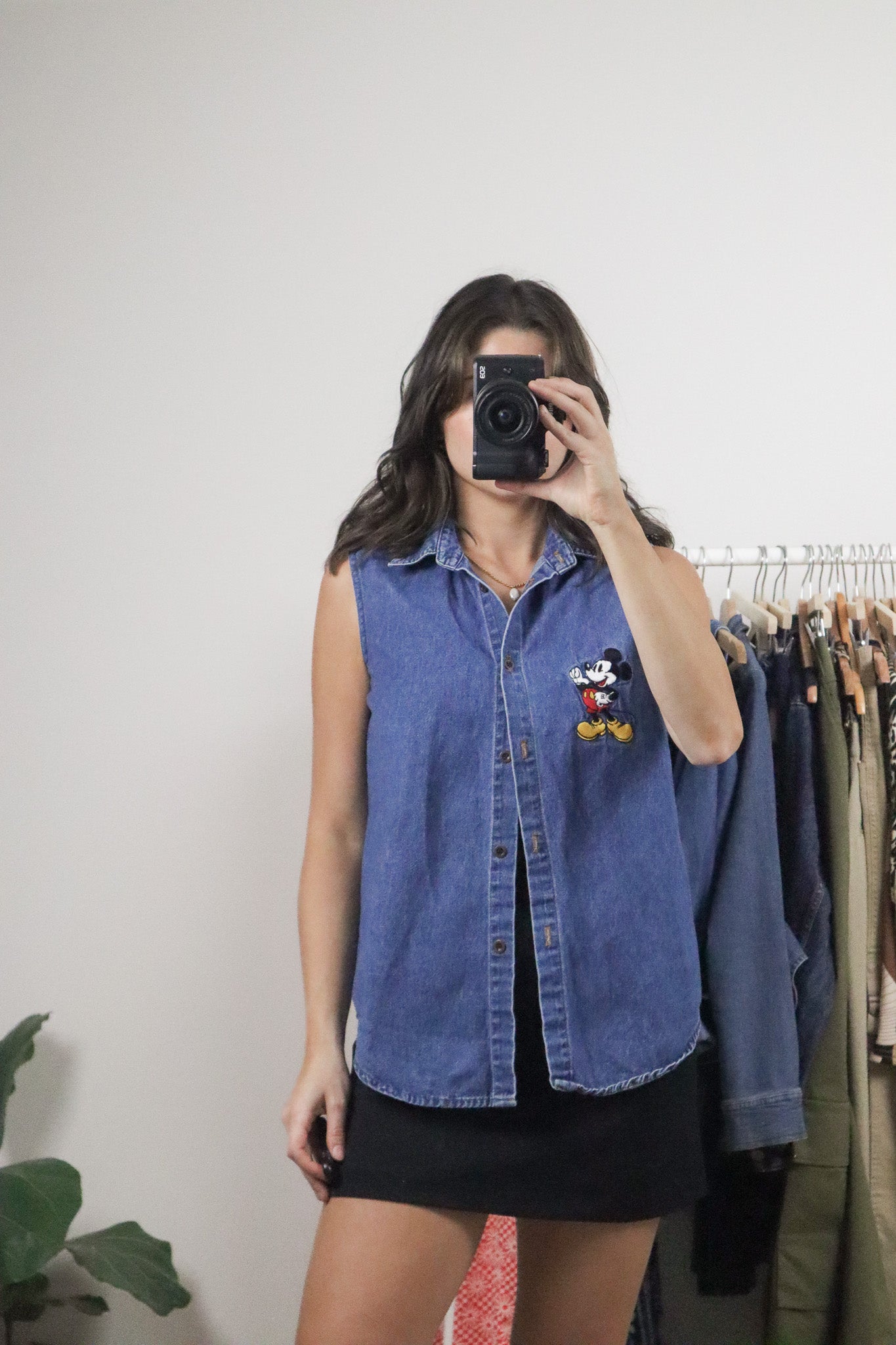 Made in Canada x Vintage x Disney Mickey Denim Tank Top (S)