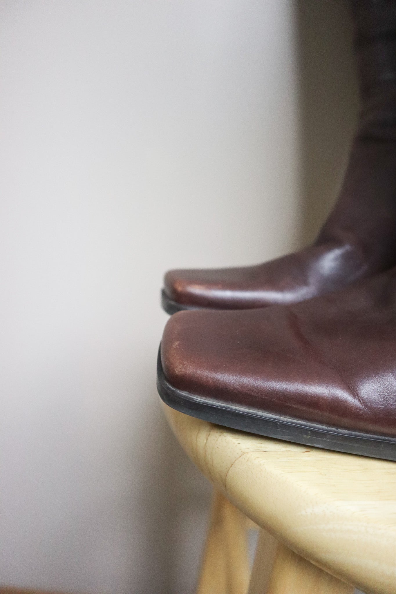 Vintage x Leather Boots (9.5/10)