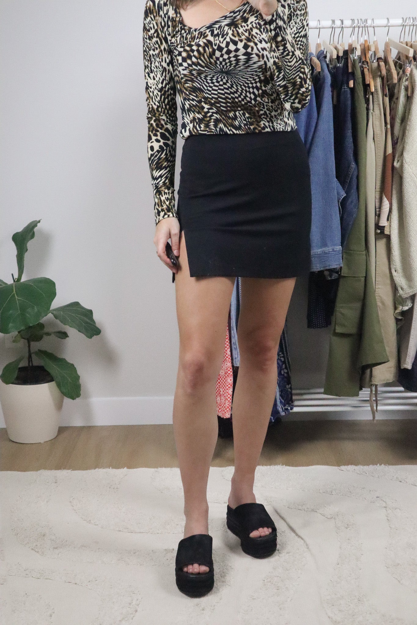 Aritzia x Modern x Mini Skirt (4)