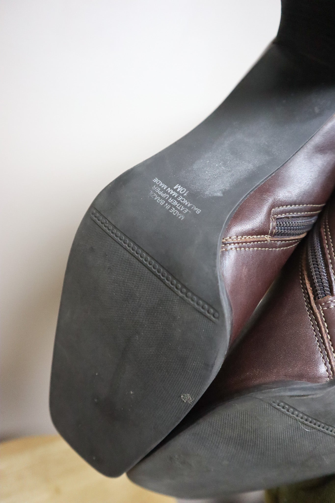 Vintage x Leather Boots (9.5/10)