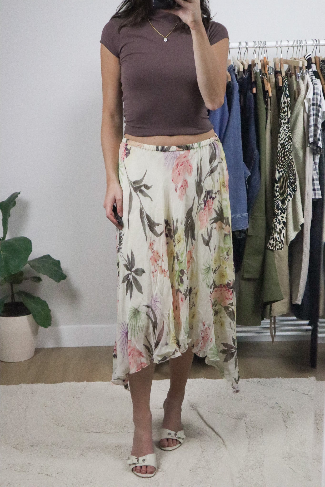 Vintage x Floral Handkerchief Hem Flowy Midi Skirt (M)