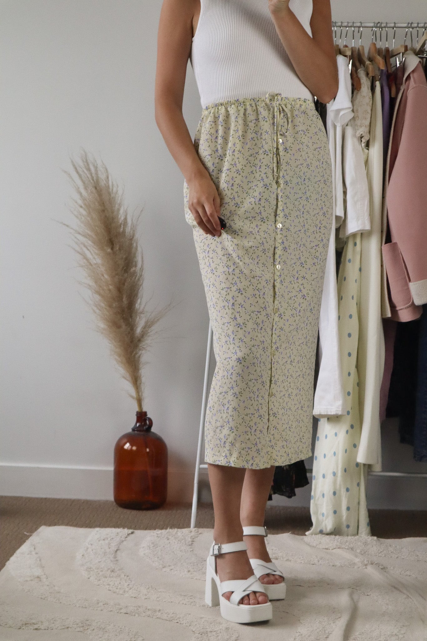 Made in Canada x Vintage x Floral Button Up Skirt (L/XL)
