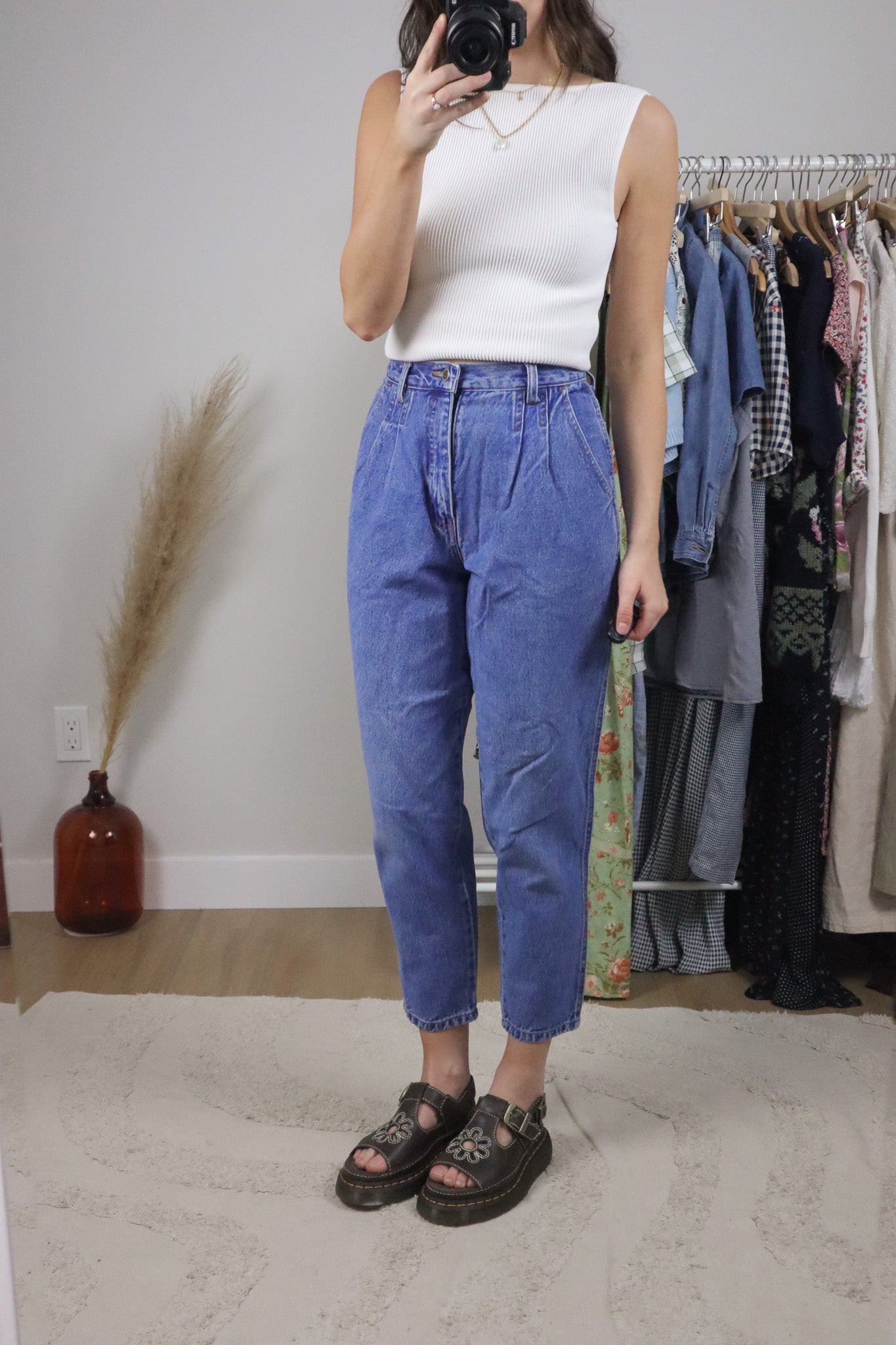 Made in Canada x Vintage x Pleated Jeans (2)