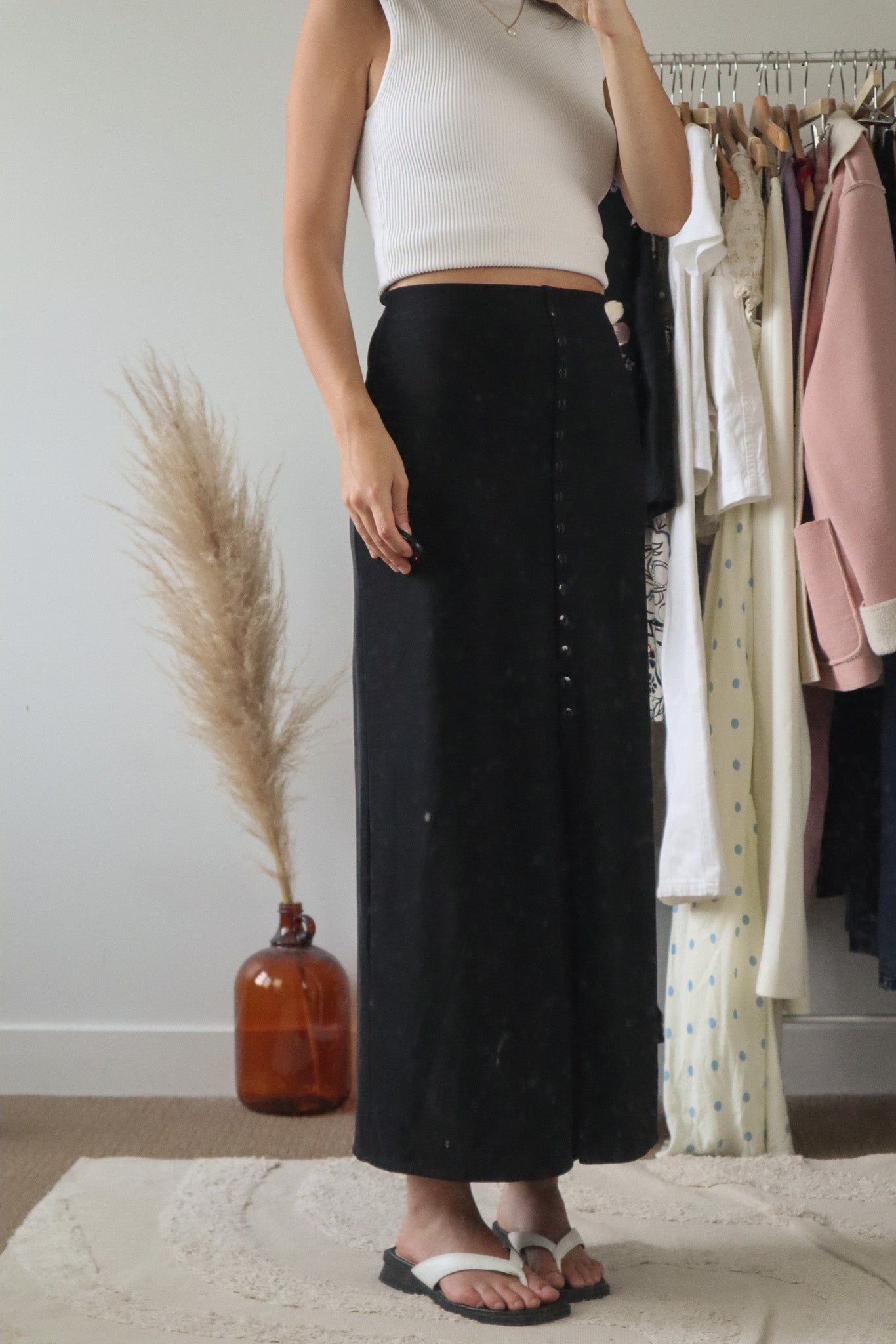 Made in USA x Vintage x Button Maxi Skirt (2/4)
